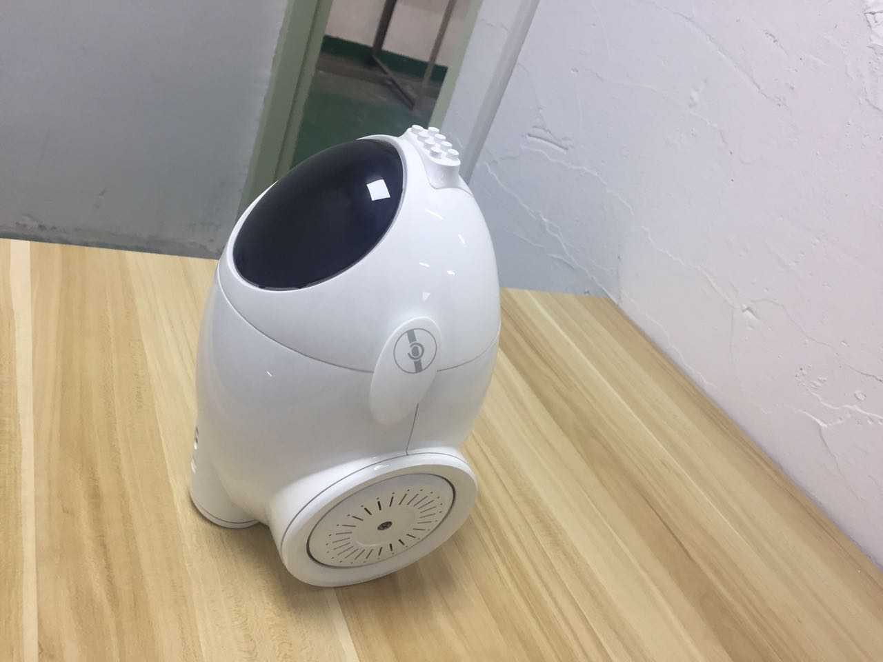 儿童机器人手板样机